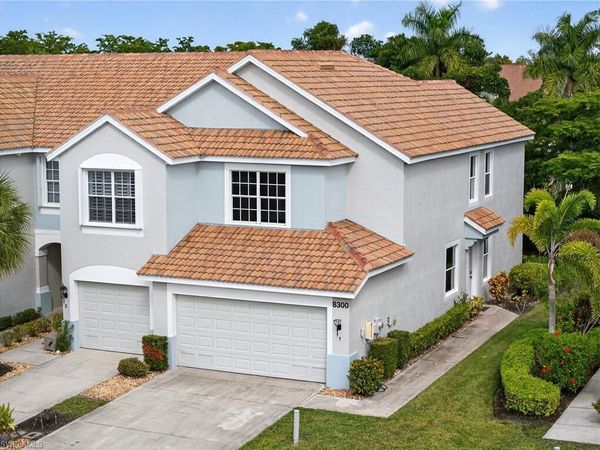 8300 Village Edge CIR, Unit 1, FORT MYERS, FL 33919