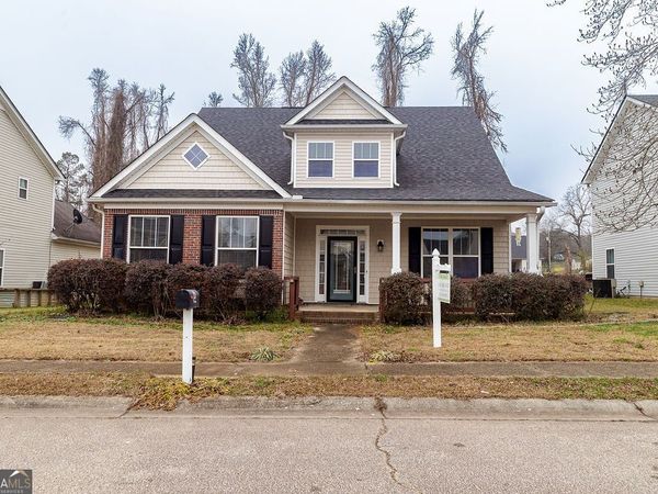 206 Fox Chase Way, Hogansville, GA 30230