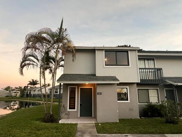 5305 Bayside Drive, Greenacres, FL 33463