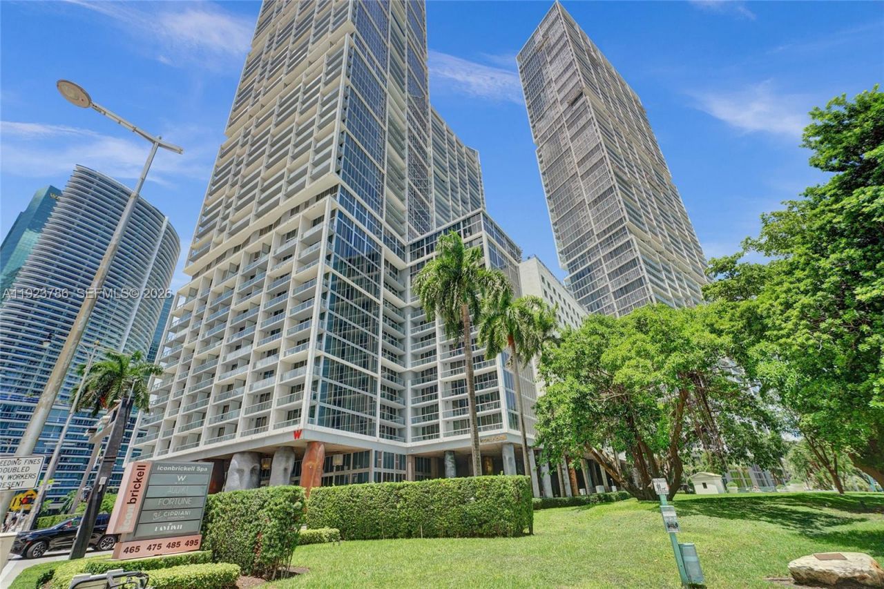 485 Brickell Ave, Unit 4405, Miami, FL 33131 Photo