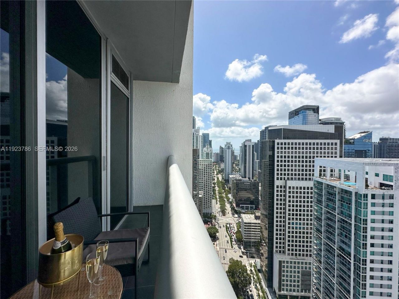 485 Brickell Ave, Unit 4405, Miami, FL 33131 Photo