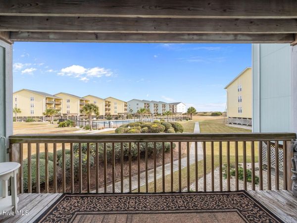 918 N New River Drive, Unit 314, Surf City, NC 28445