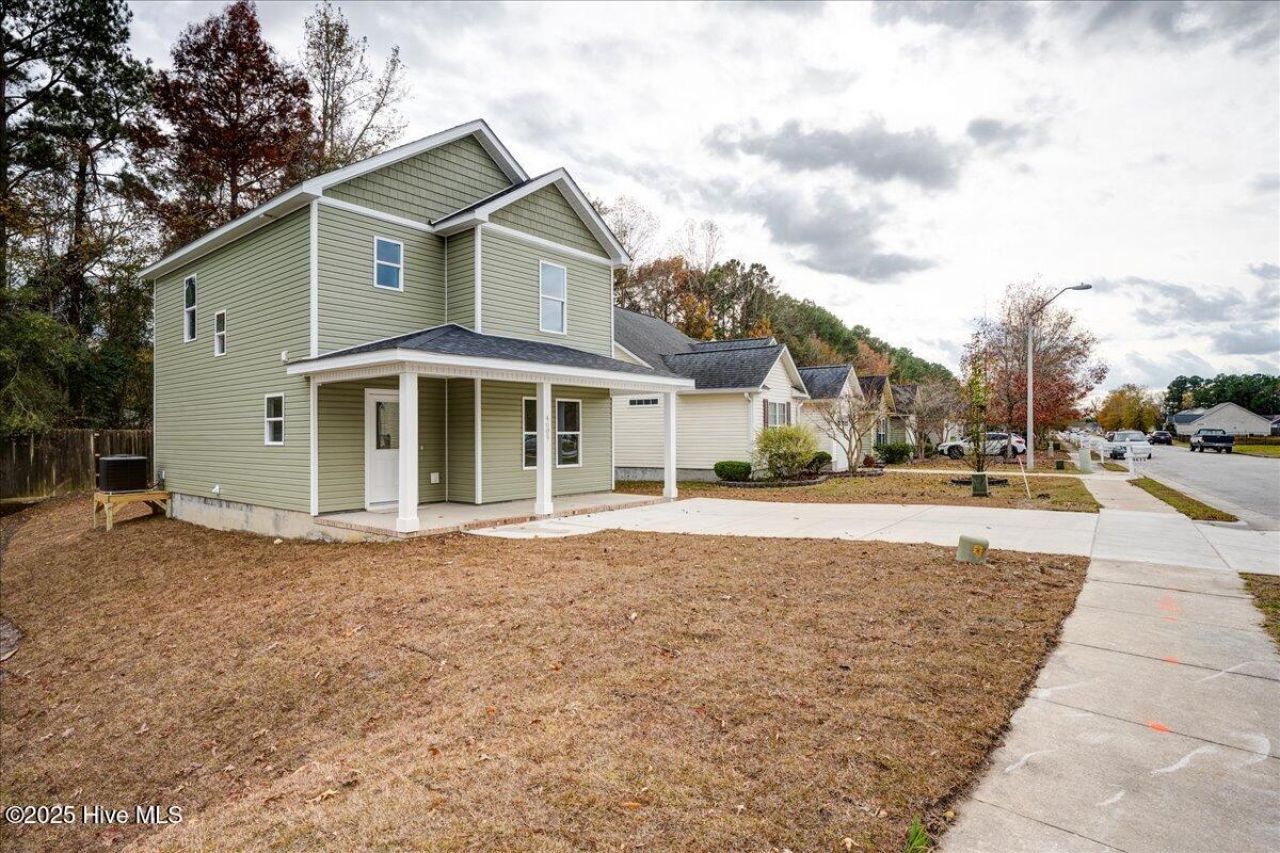 4609 Rainmaker Drive, New Bern, NC 28562 Main Photo