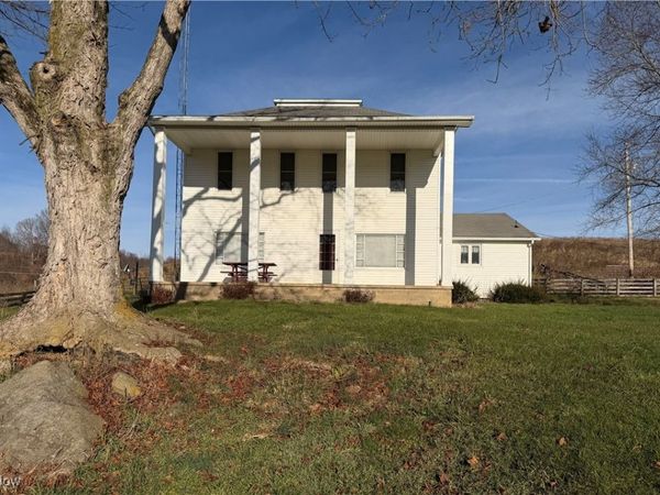 14675 County Road 3, Frazeysburg, OH 43822