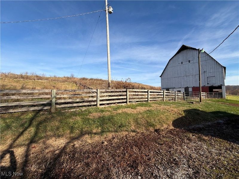 14675 County Road 3, Frazeysburg, OH 43822 Photo 8