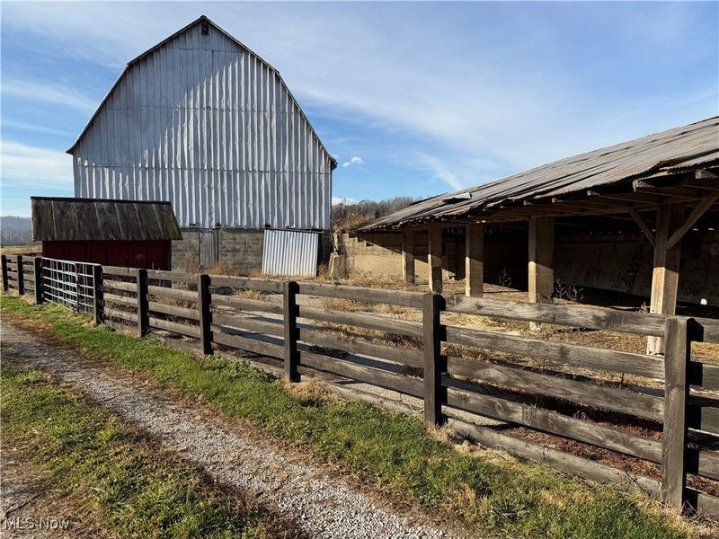14675 County Road 3, Frazeysburg, OH 43822 Photo 9