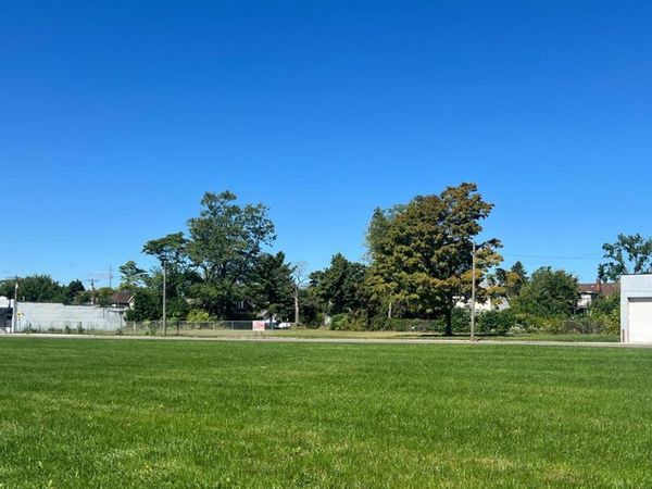 10372 W CHICAGO , Detroit, MI 48204