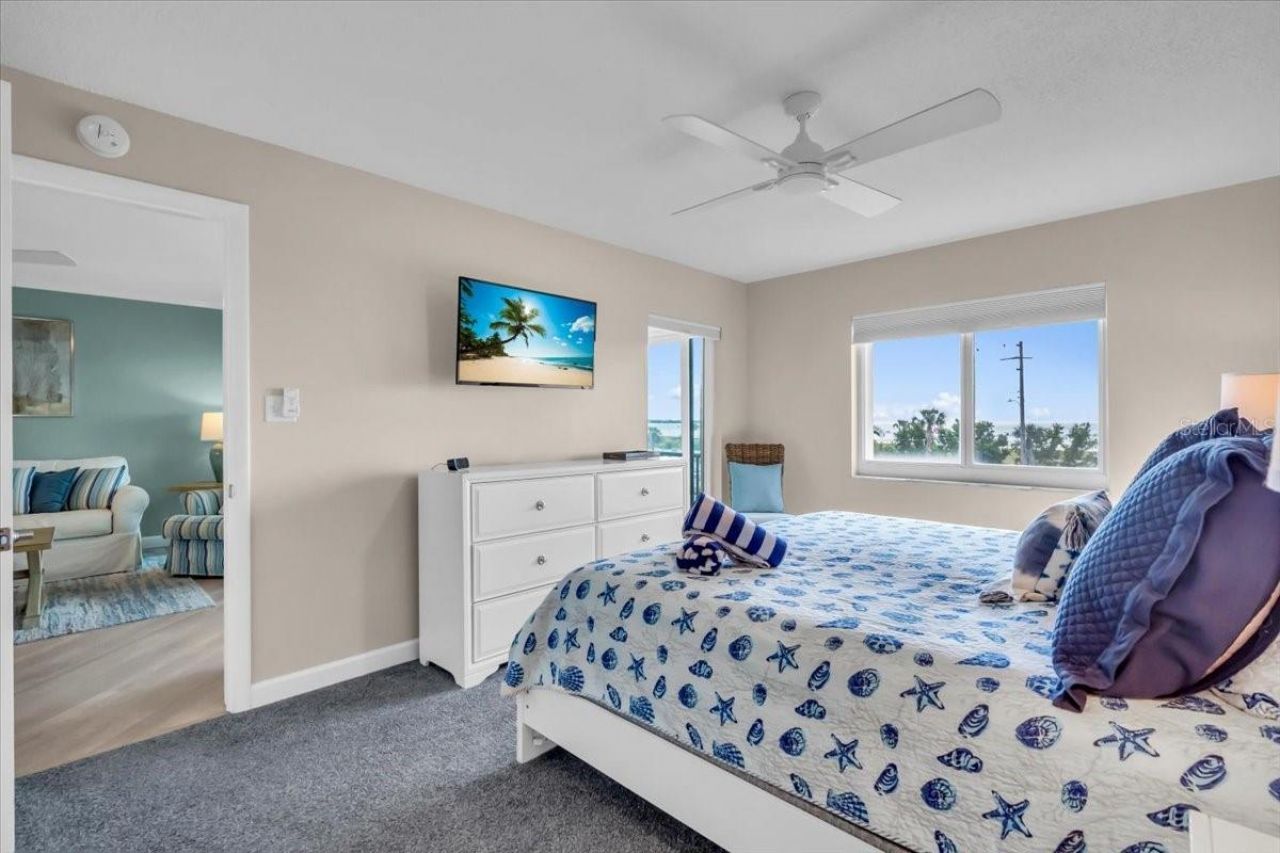 757 Beach Road, Unit 310, Sarasota, FL 34242 Photo