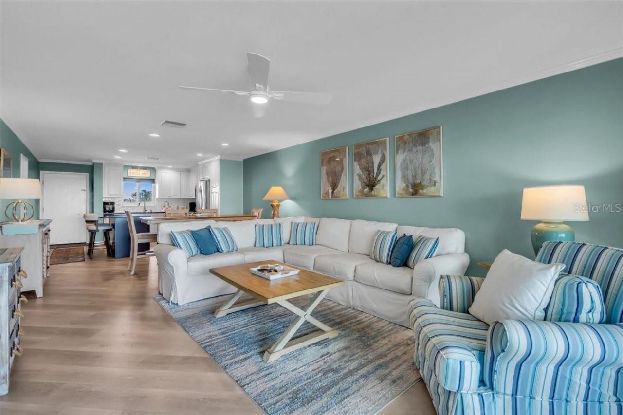 757 Beach Road, Unit 310, Sarasota, FL 34242 Photo