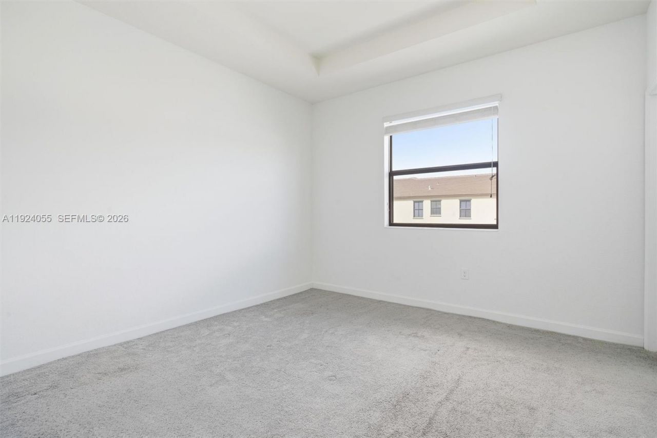 3355 W 106th Ter, Hialeah, FL 33018 Photo