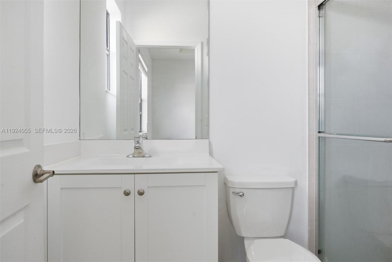 3355 W 106th Ter, Hialeah, FL 33018 Photo