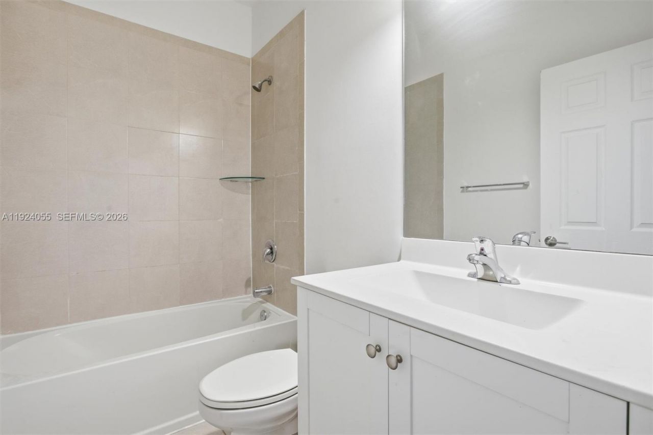 3355 W 106th Ter, Hialeah, FL 33018 Photo