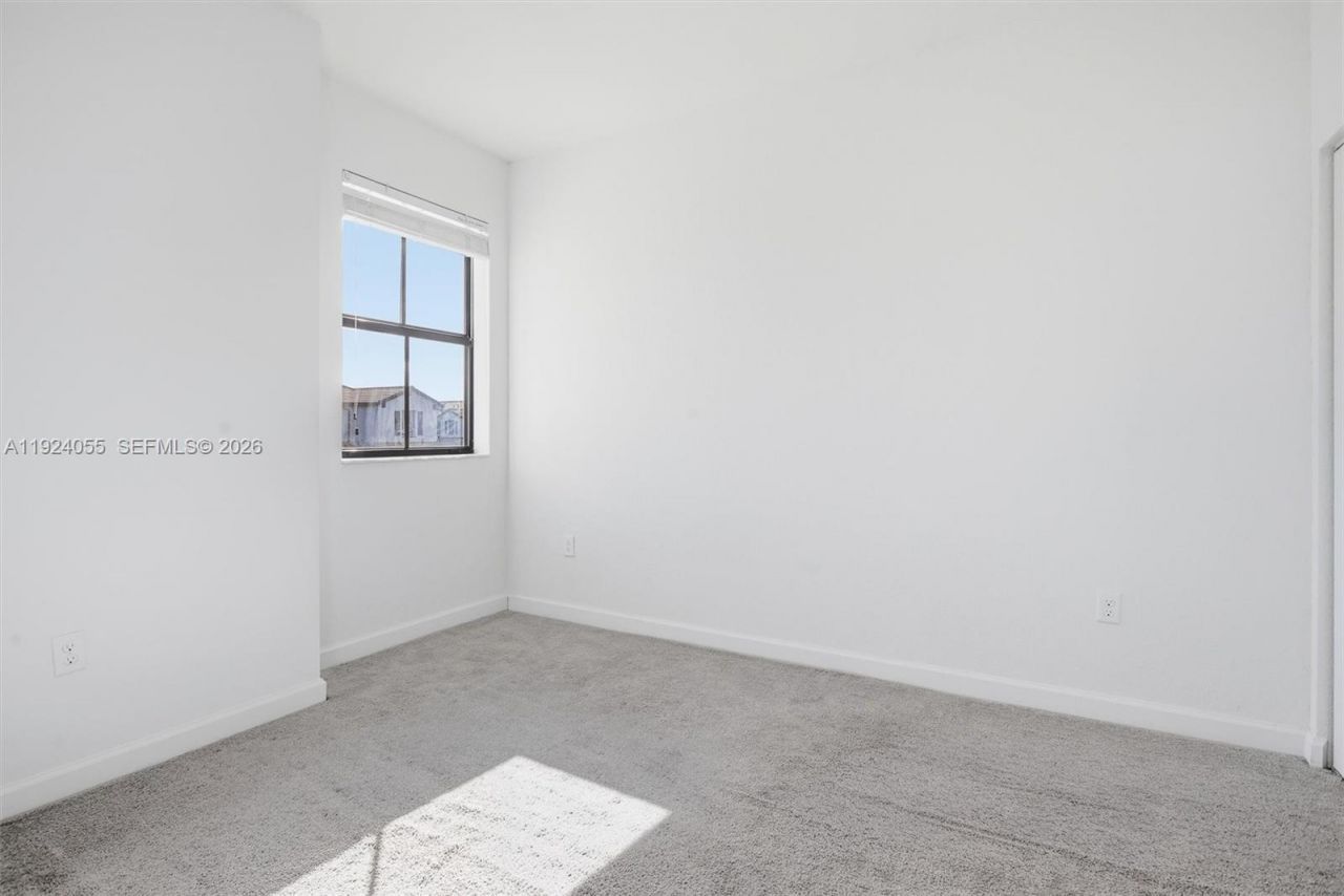 3355 W 106th Ter, Hialeah, FL 33018 Photo