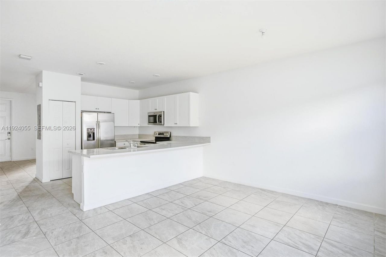 3355 W 106th Ter, Hialeah, FL 33018 Photo