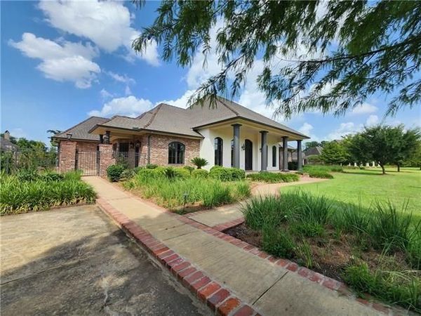 4708 CHRISTOPHER Place, Alexandria, LA 71303