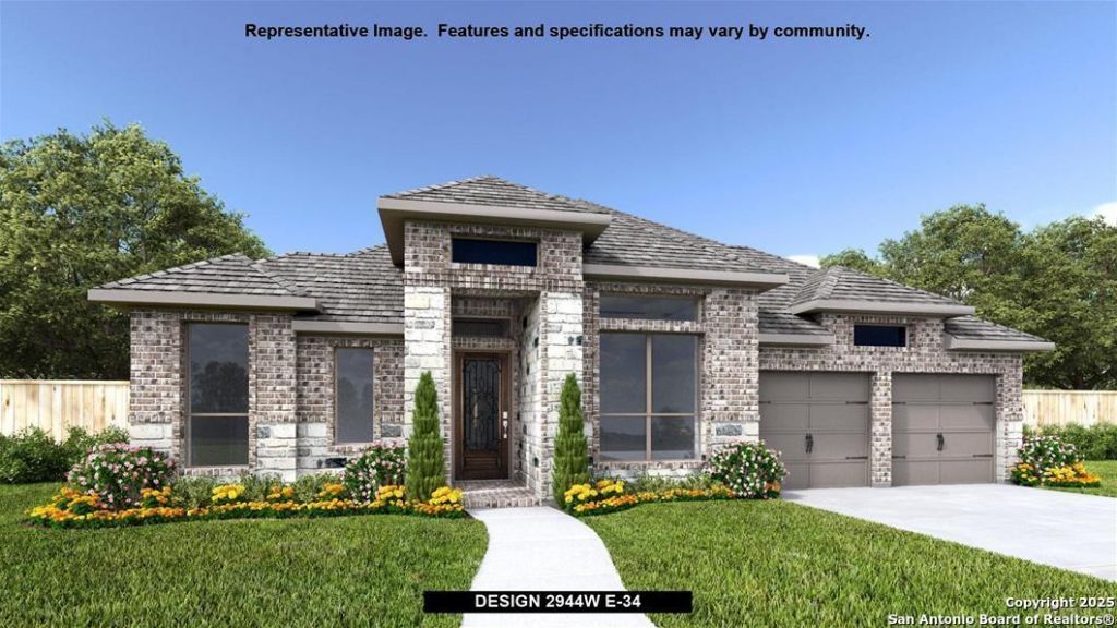 333 Lacey Oak, Castroville, TX 78009 Main Photo
