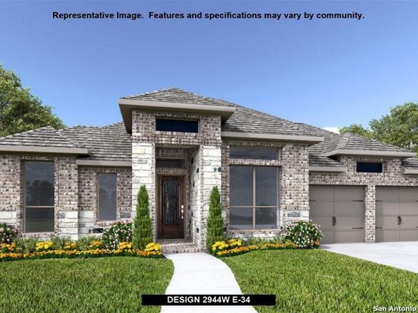 333 Lacey Oak, Castroville, TX 78009
