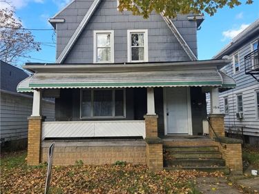 1614 Ferry Avenue, Niagara Falls, NY 14301