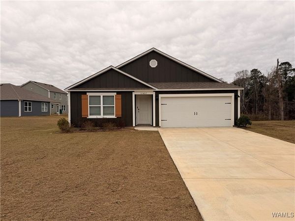 11457 Pinus Lane, Moundville, AL 35474
