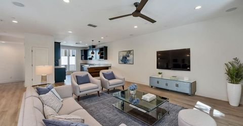 324 10th St, Sacramento, CA 95814 Photo