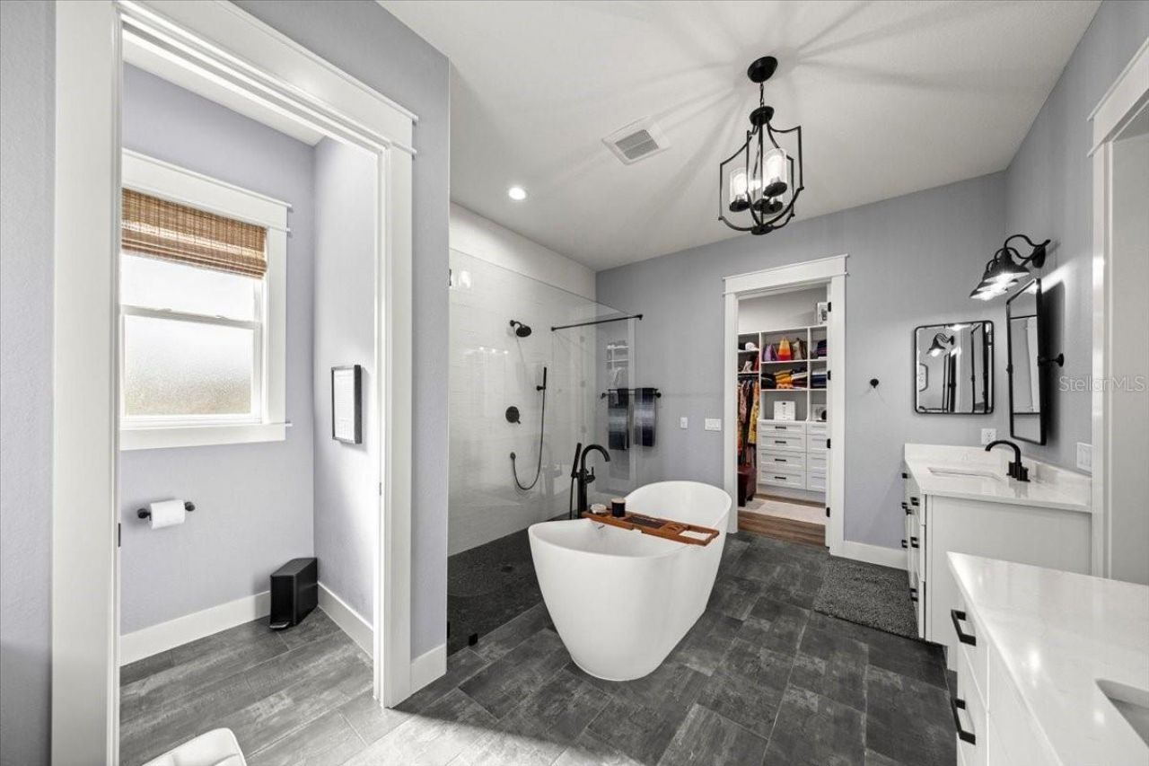 10561 NE 104th Circle, Oxford, FL 34484 Photo