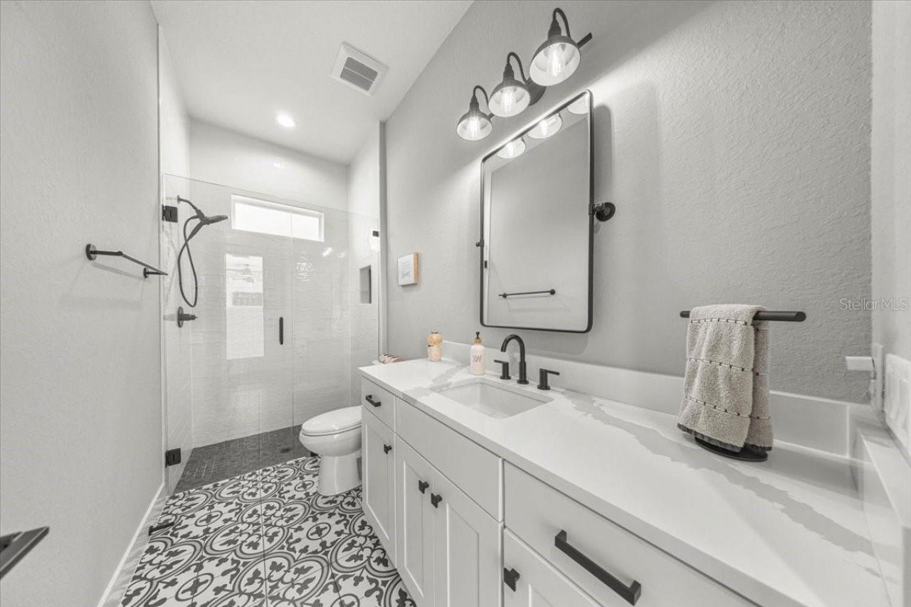 10561 NE 104th Circle, Oxford, FL 34484 Photo