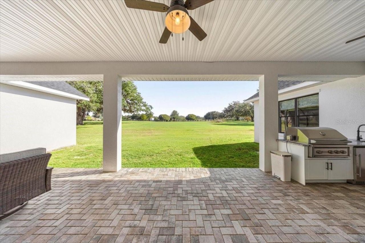 10561 NE 104th Circle, Oxford, FL 34484 Photo