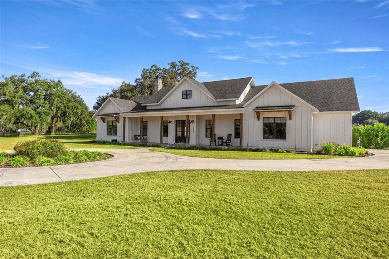 10561 NE 104th Circle, Oxford, FL 34484 Photo