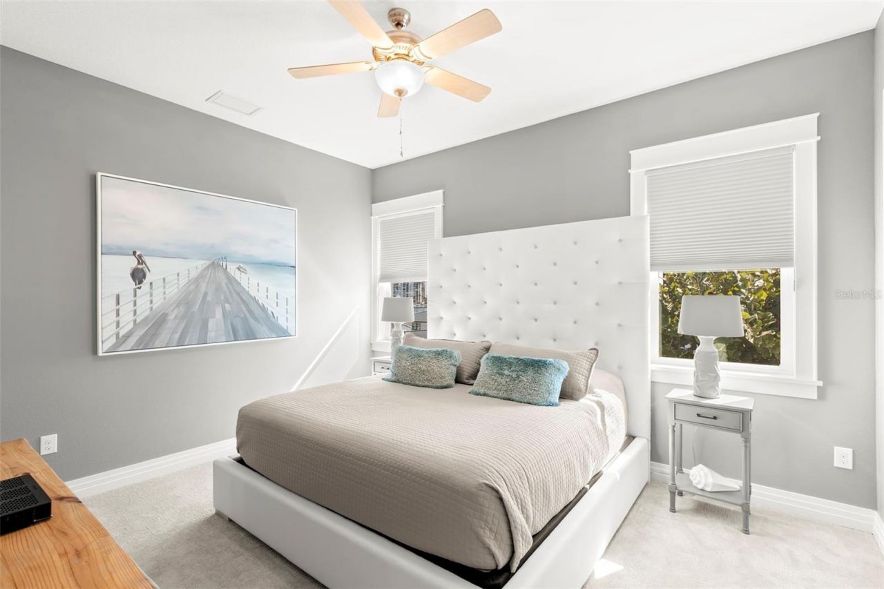 10042 Gulf Boulevard, Treasure Island, FL 33706 Photo