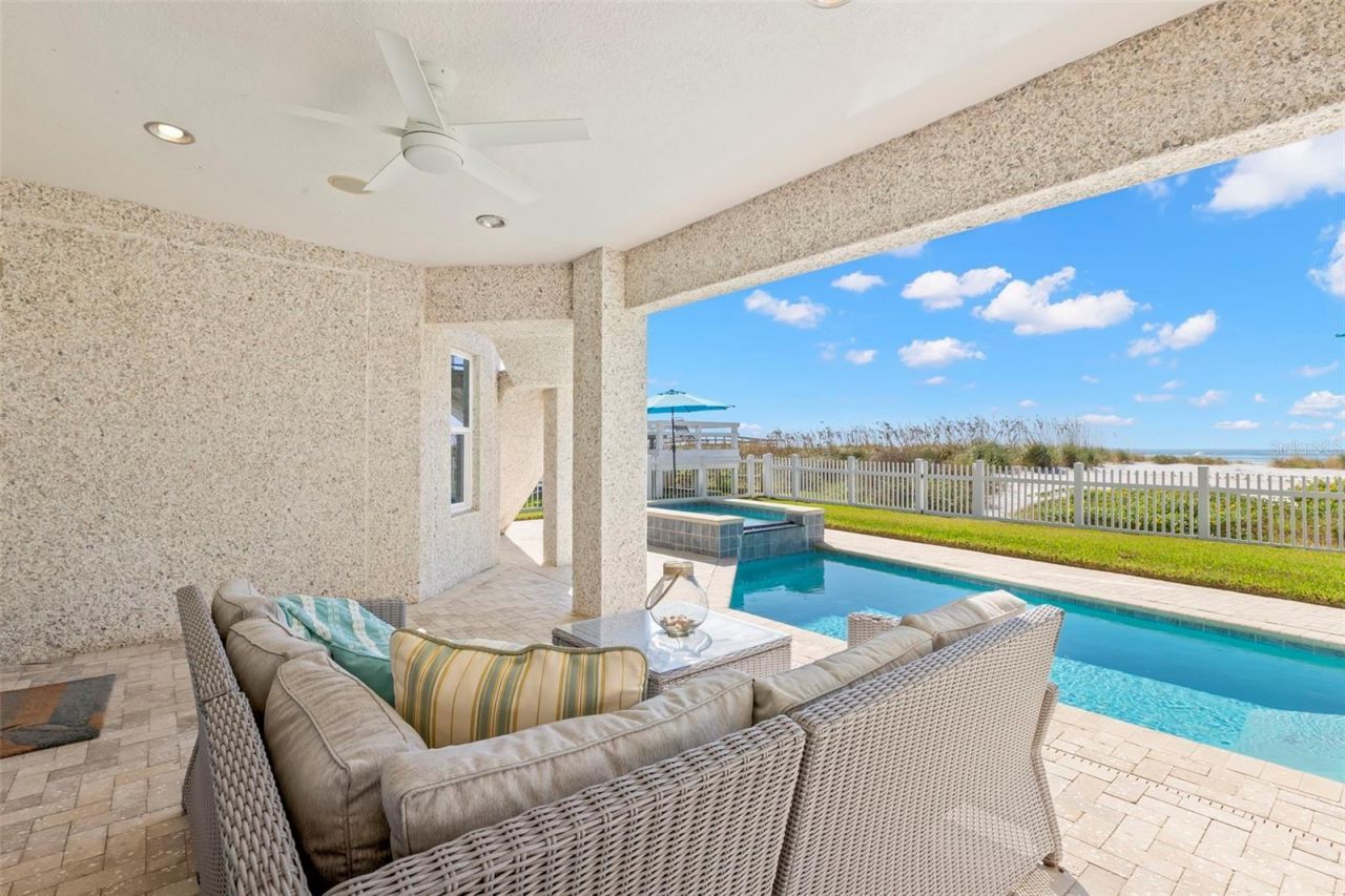 10042 Gulf Boulevard, Treasure Island, FL 33706 Photo