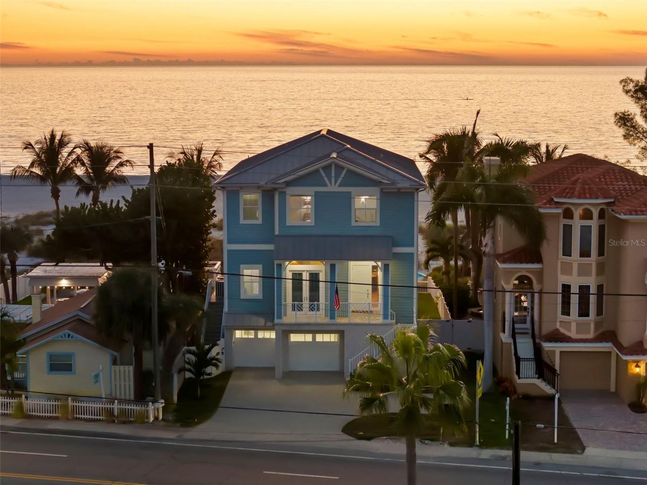 10042 Gulf Boulevard, Treasure Island, FL 33706 Photo