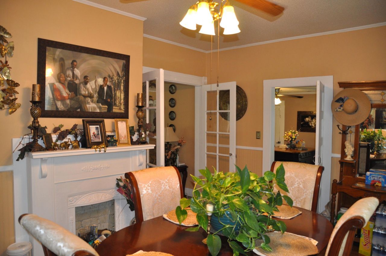 9414 North Road Photo 10