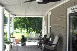 9414 North Road photo 4