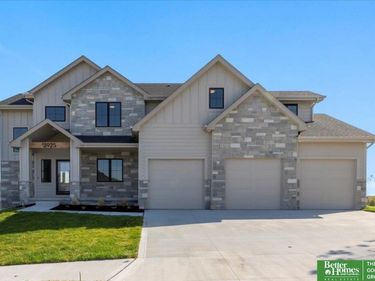 11043 S 220th Street, Gretna, NE 68028
