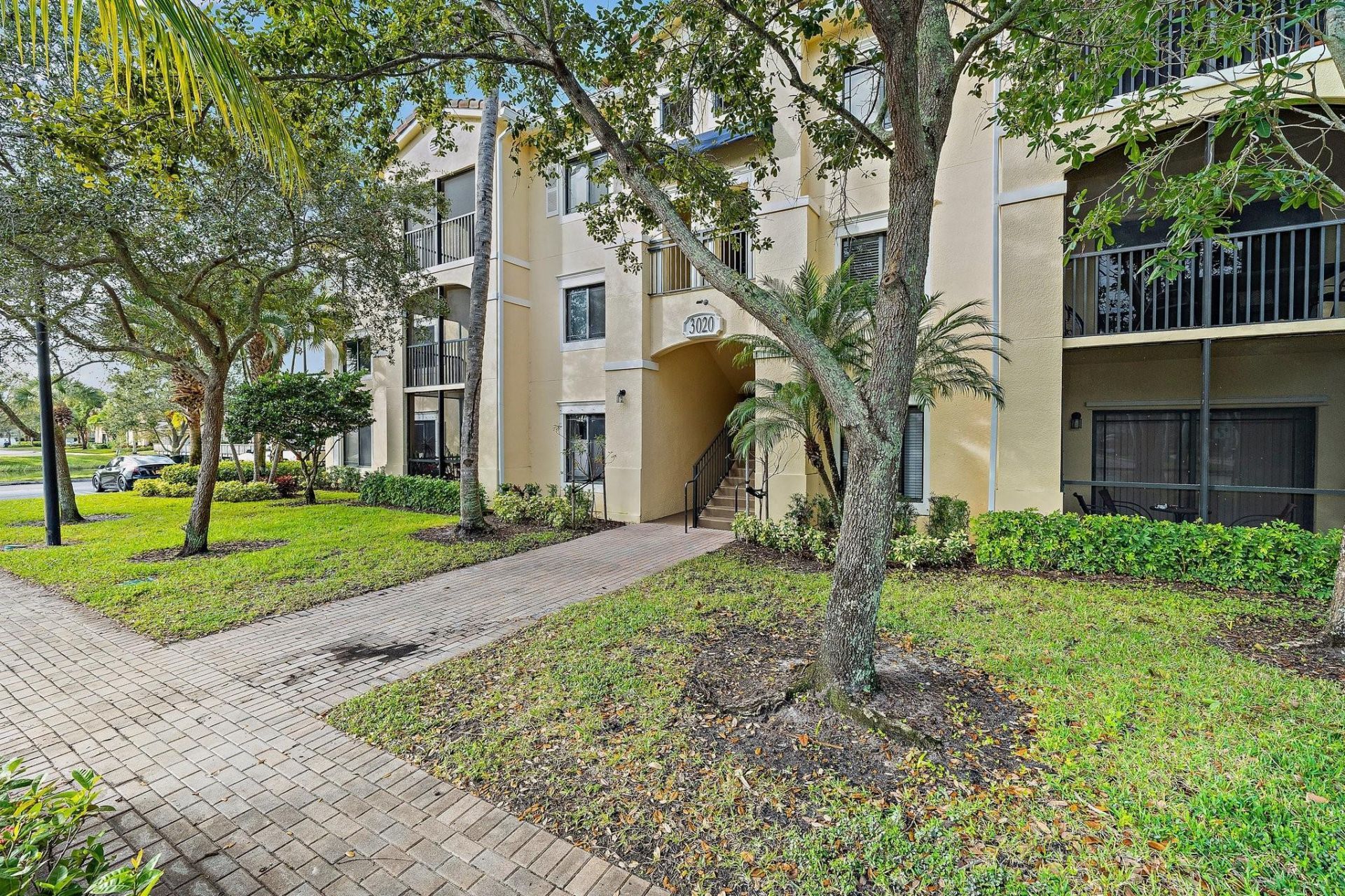 3019 Alcazar Place, Unit 107, Palm Beach Gardens, FL 33410 Photo