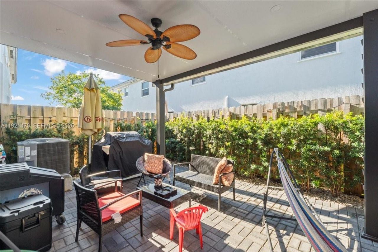 2641 SE Se 12th St, Homestead, FL 33035 Photo