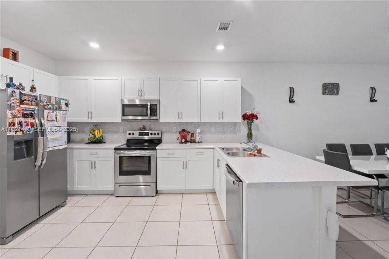 2641 SE Se 12th St, Homestead, FL 33035 Photo