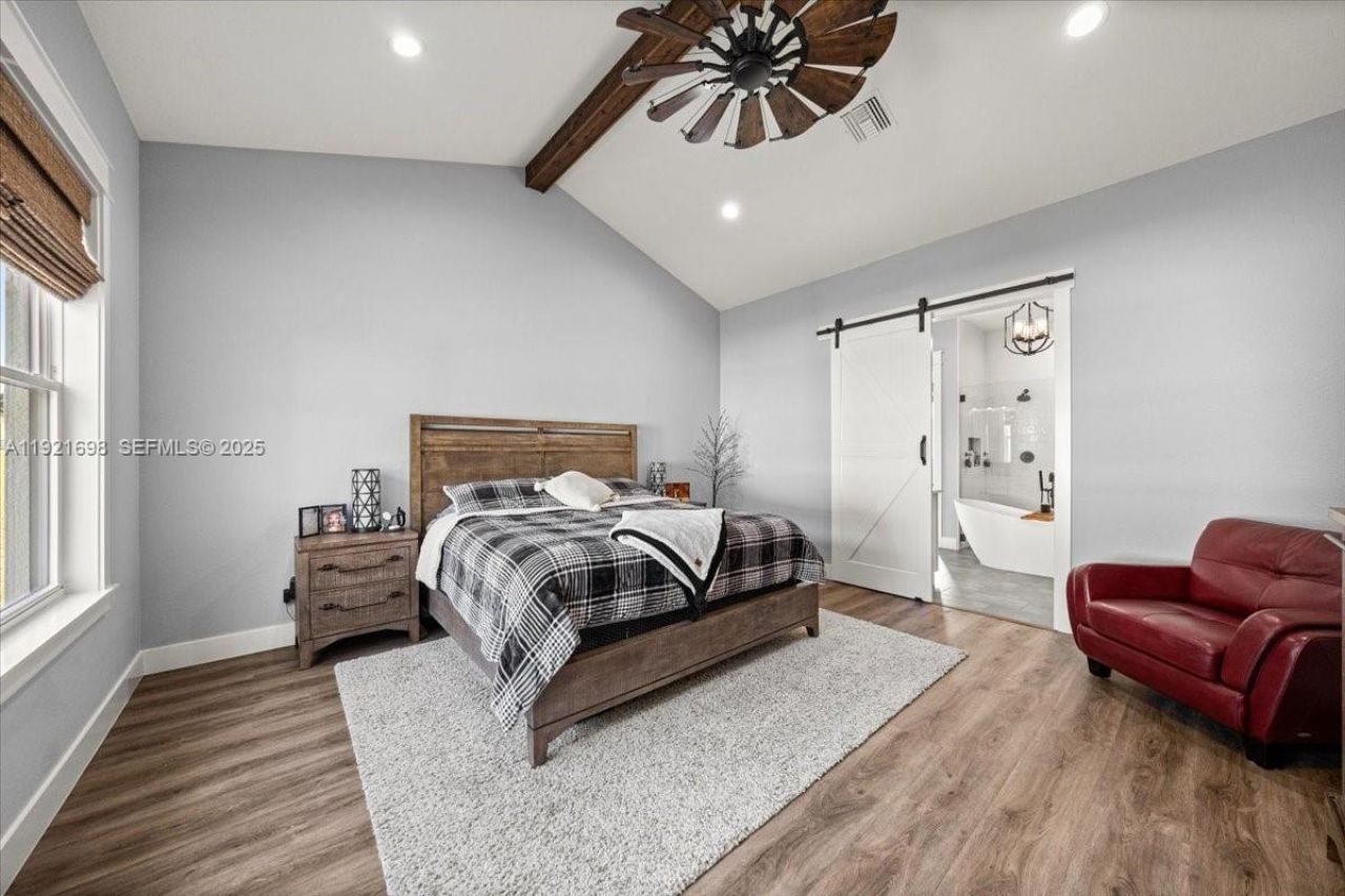 10561 NE 104th Cir, Oxford, FL 34484 Photo