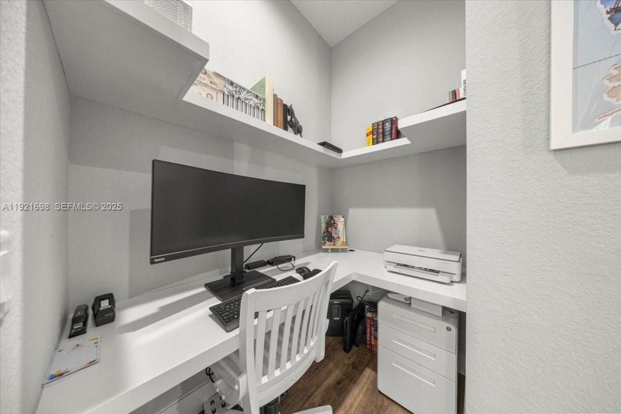 10561 NE 104th Cir, Oxford, FL 34484 Photo