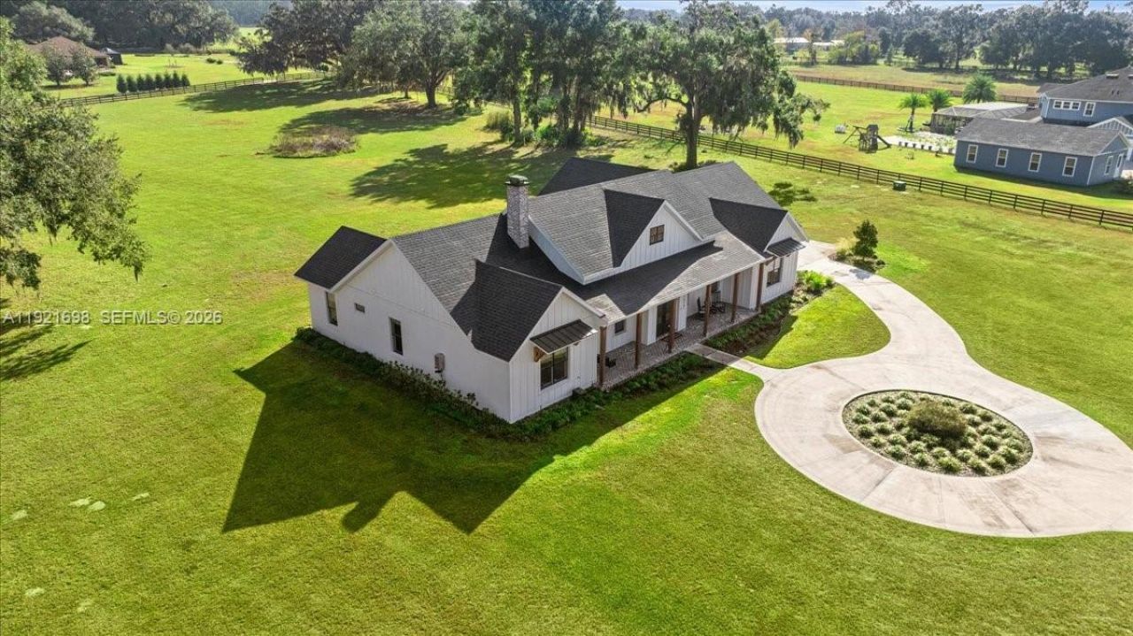 10561 NE 104th Cir, Oxford, FL 34484 Photo