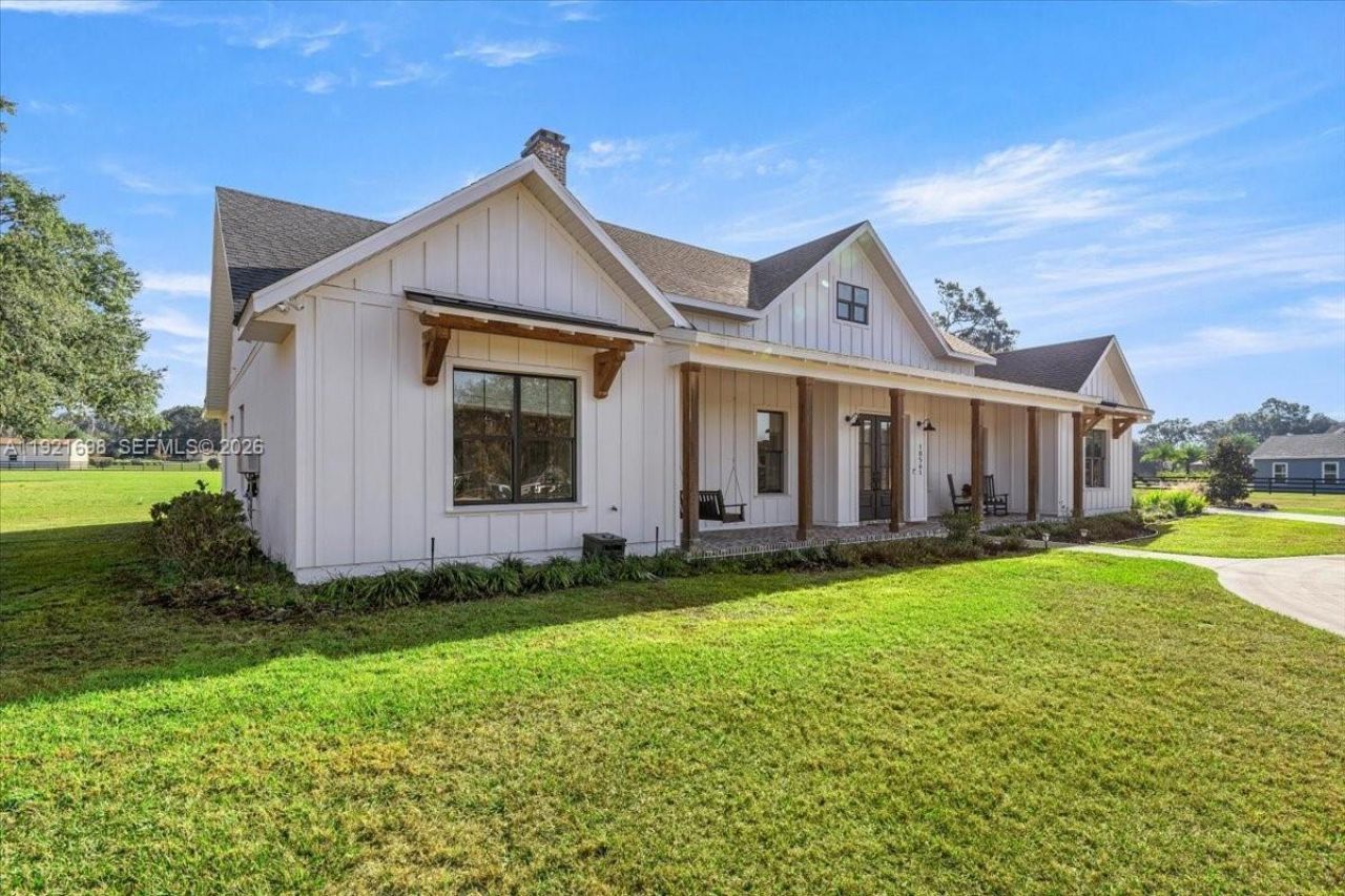 10561 NE 104th Cir, Oxford, FL 34484 Photo