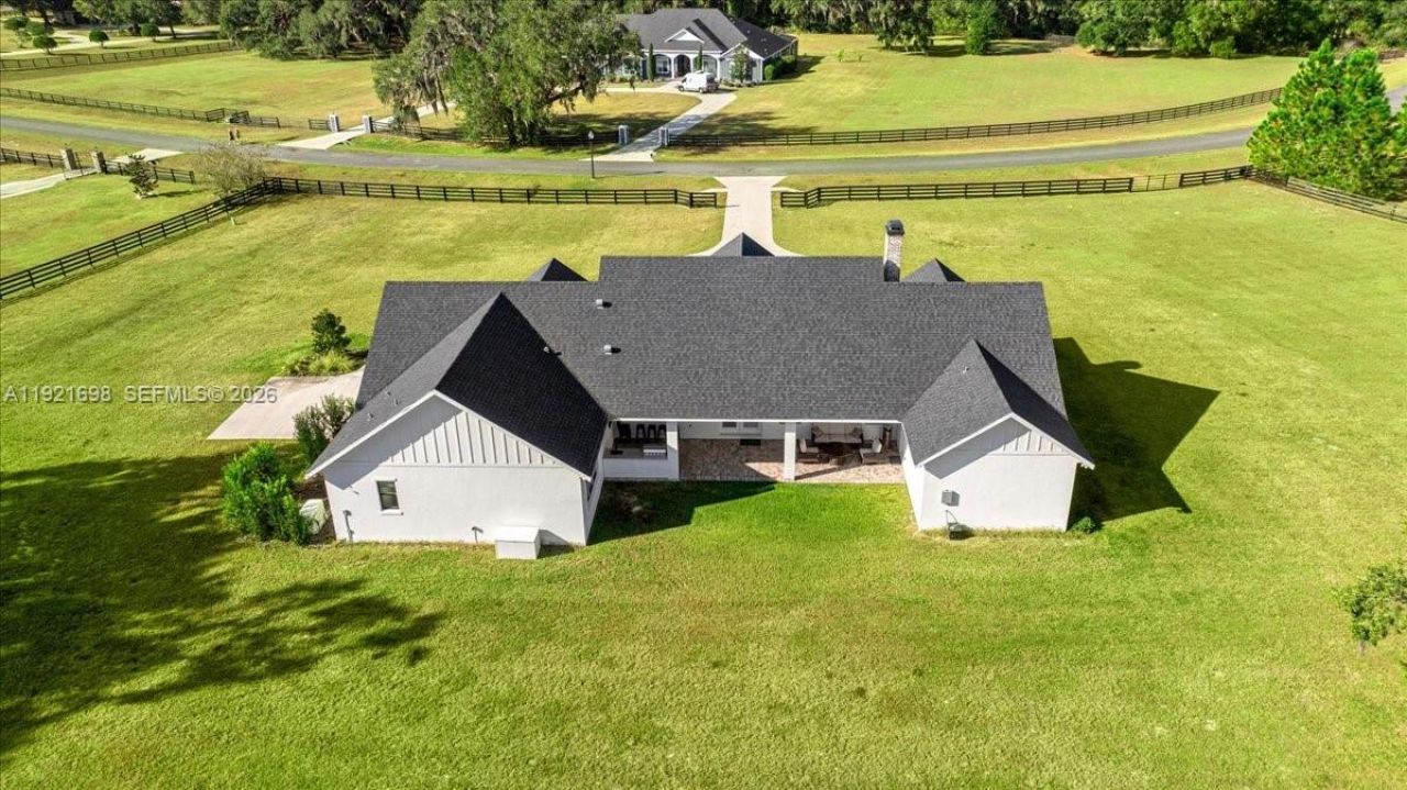 10561 NE 104th Cir, Oxford, FL 34484 Photo