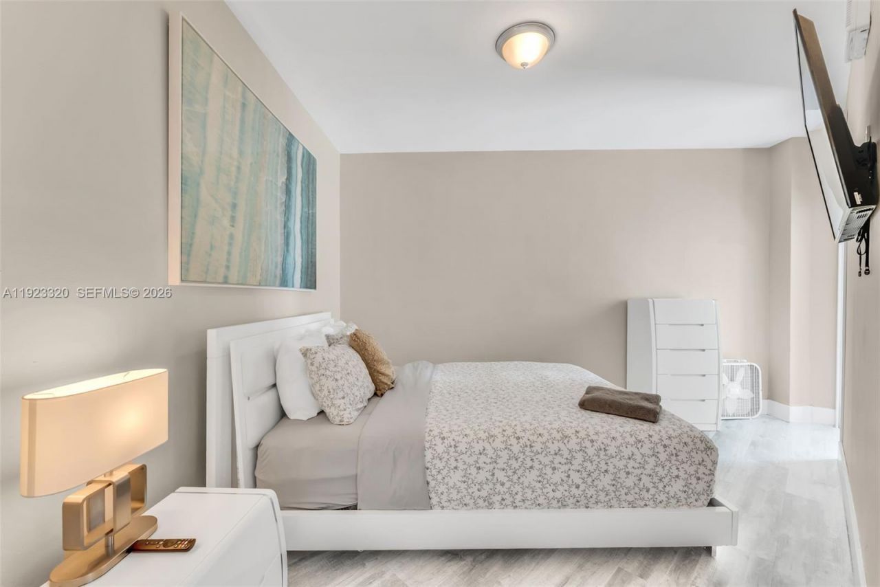 3901 S Ocean Dr, Unit 10L, Hollywood, FL 33019 Photo