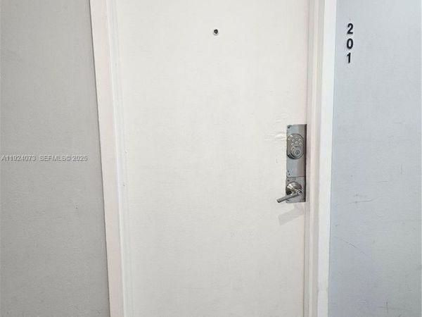 750 Collins Ave, Unit 201, Miami Beach, FL 33139