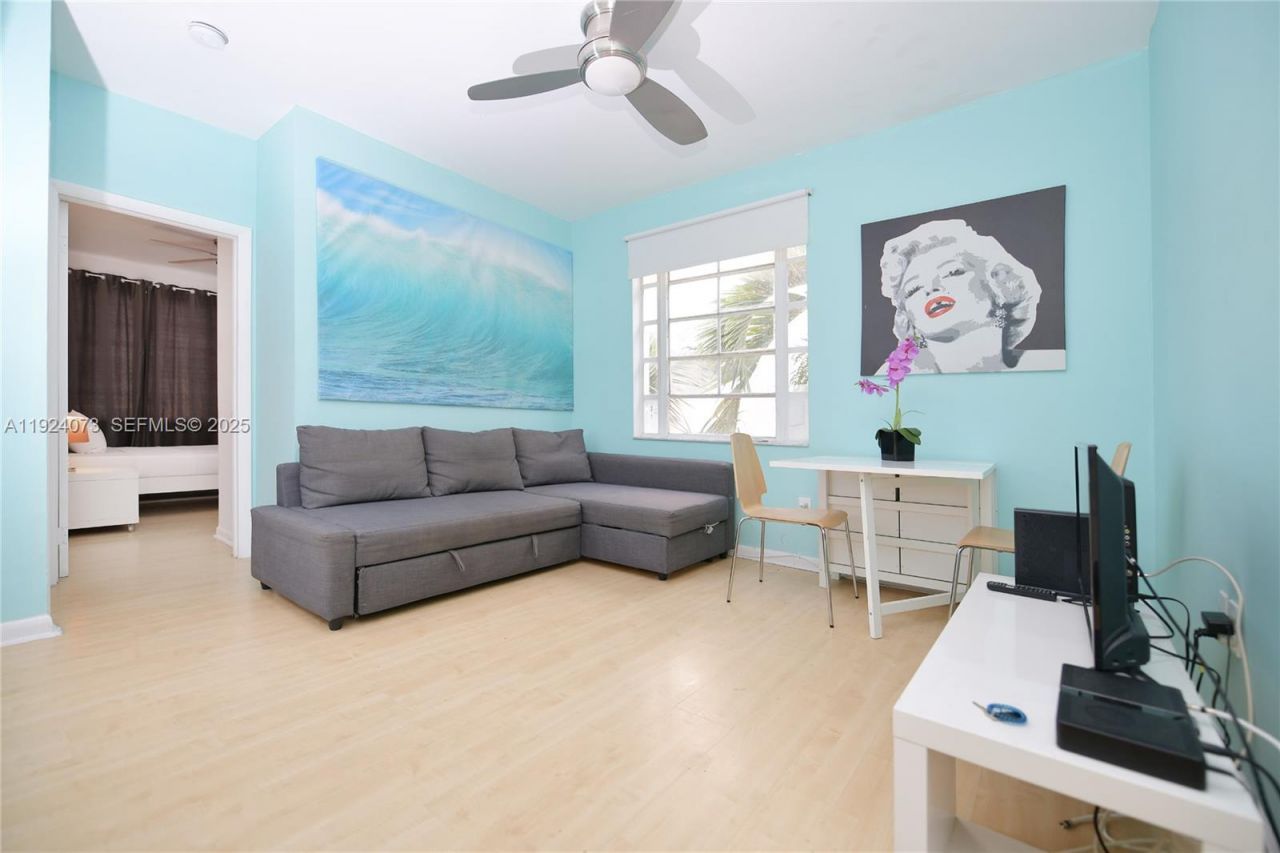 750 Collins Ave, Unit 201, Miami Beach, FL 33139 Photo