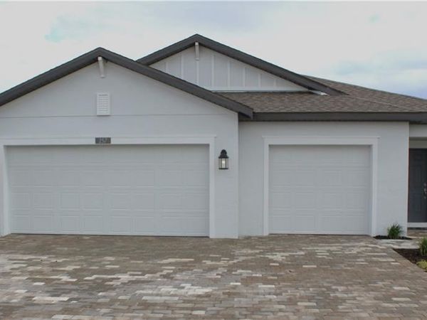 257 Moonlit Lake TRL, LEHIGH ACRES, FL 33936