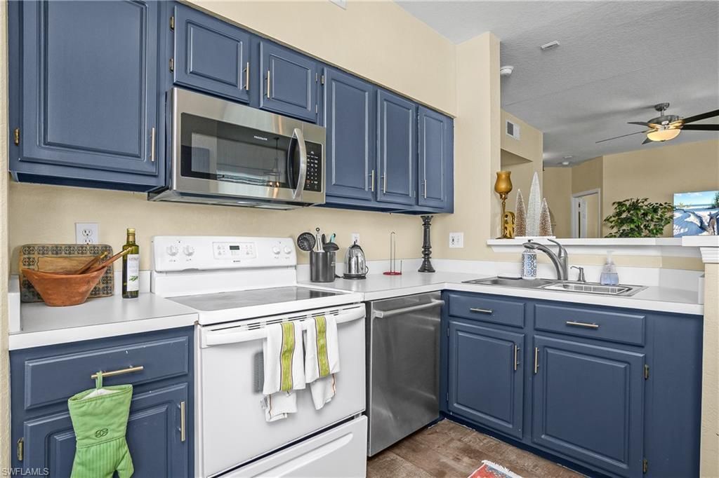 23500 Walden Center Dr, Unit 303, Estero, FL 34134 Photo