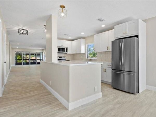 13921 Royal Palm Court, Unit D, Delray Beach, FL 33484