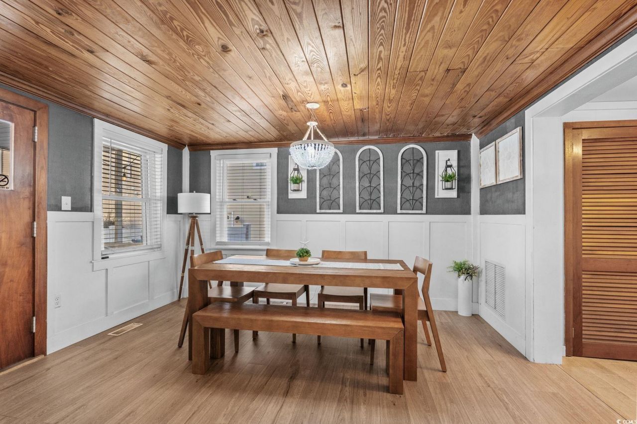 1519a Havens Dr. Photo 11