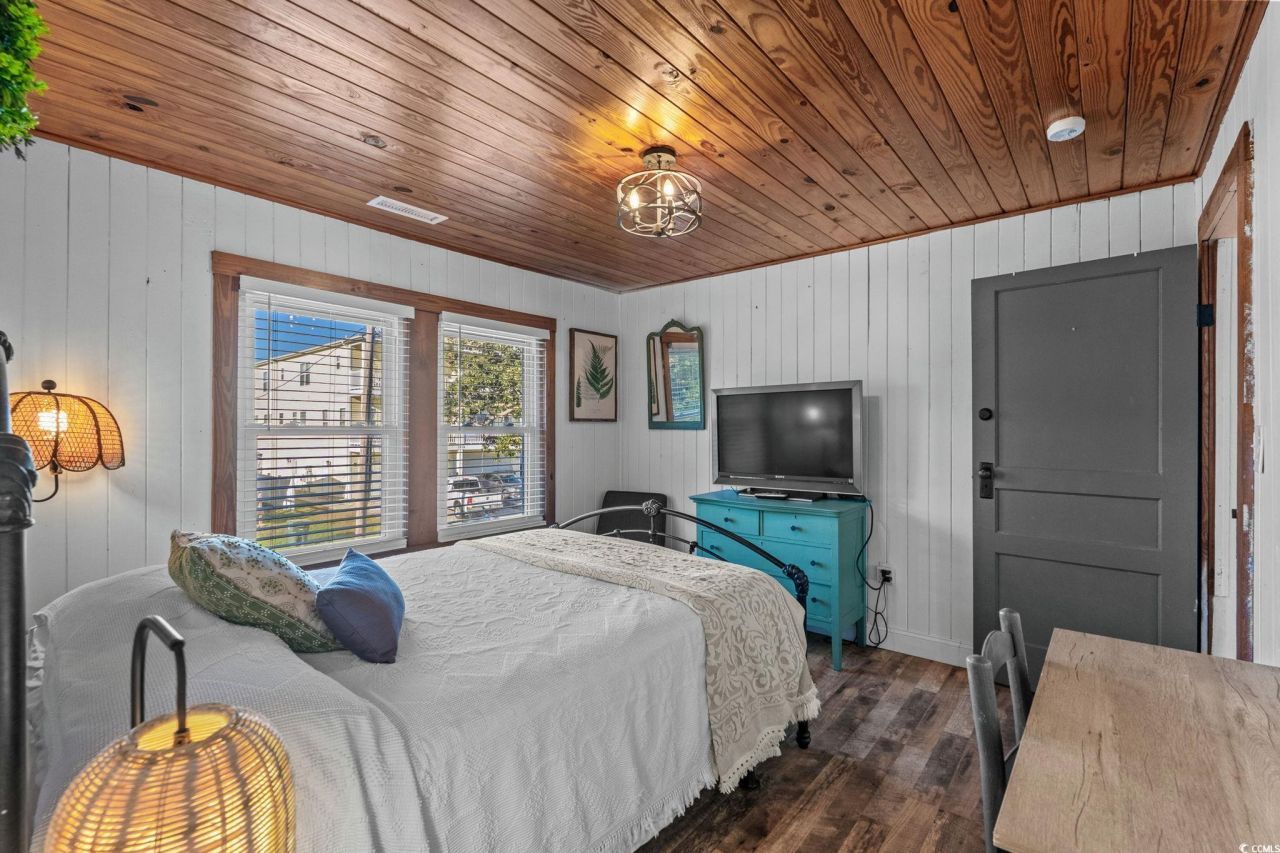 1519a Havens Dr. Photo 15